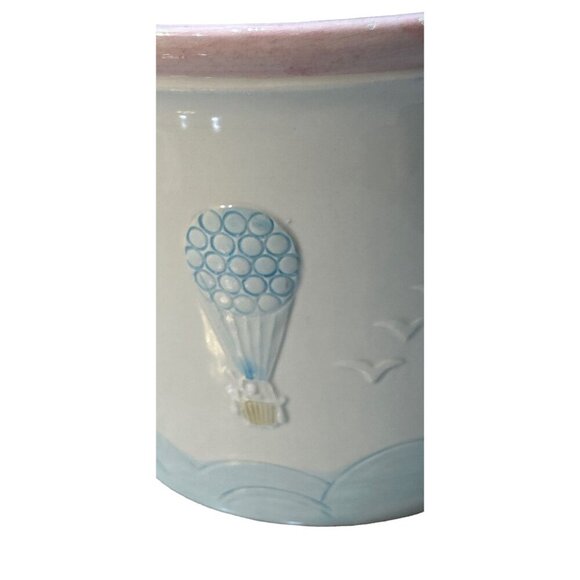 Made in Italy High-gloss Ceramic Planter with Air Balloons & Birds 8 1/4" - Picture 7 of 10